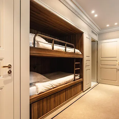 فندق 717 أمستردام